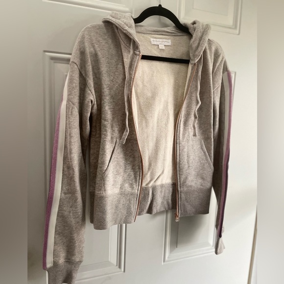 SOLD ON CROSSPOST NWT Spiritual Gangster Full Zip HAPPY Hoodie 💜💜 - Picture 2 of 7